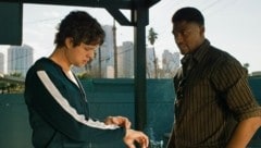 Justin Cornwell (re.) spielt Jack, Douglas Smith Hank, der ohne Training drei Marathons läuft. (Bild: KGP Productions)