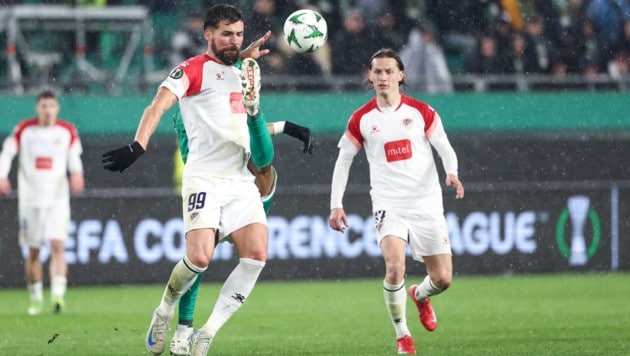 Für Stefan Savic (re.) und Borac war erst gegen Rapid Endstation.